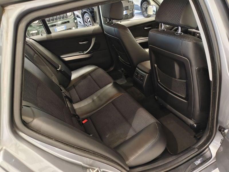 BMW Serie 3 320d CAT Touring xdrive Attiva*4x4*