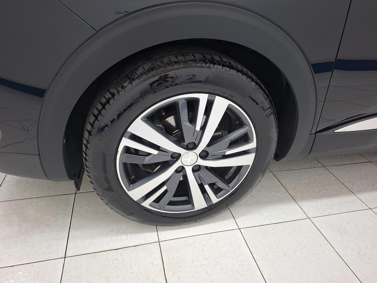 Peugeot 3008 1.5 BlueHDi 130cv EAT8 Allure