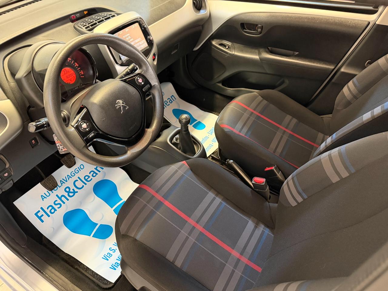 Peugeot 108 5P 1.0 68 CV Allure FULL OPT FRIZIONE NEOPATENTATI TAGLIANDATA