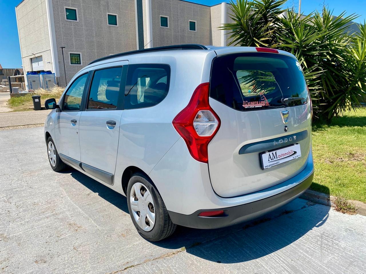 Dacia Lodgy 1.5 dCi 8V 90 cv. 5 posti Lauréate