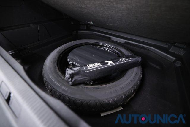 PEUGEOT 3008 BLUEHDI 130 S&S EAT8 ALLURE FARI LED NEOPATENTATI