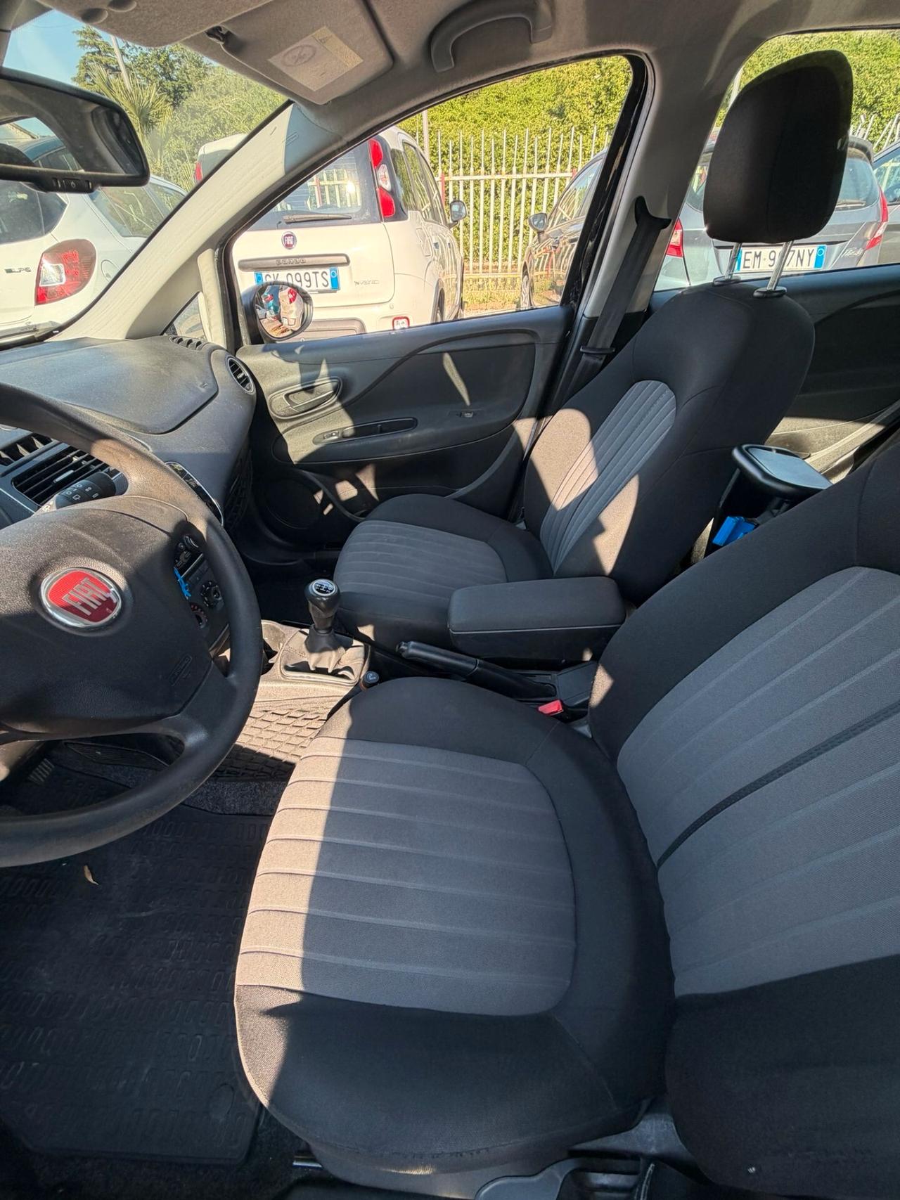 Fiat Punto 1.3 MJT II S&S 95 CV 5 porte Street
