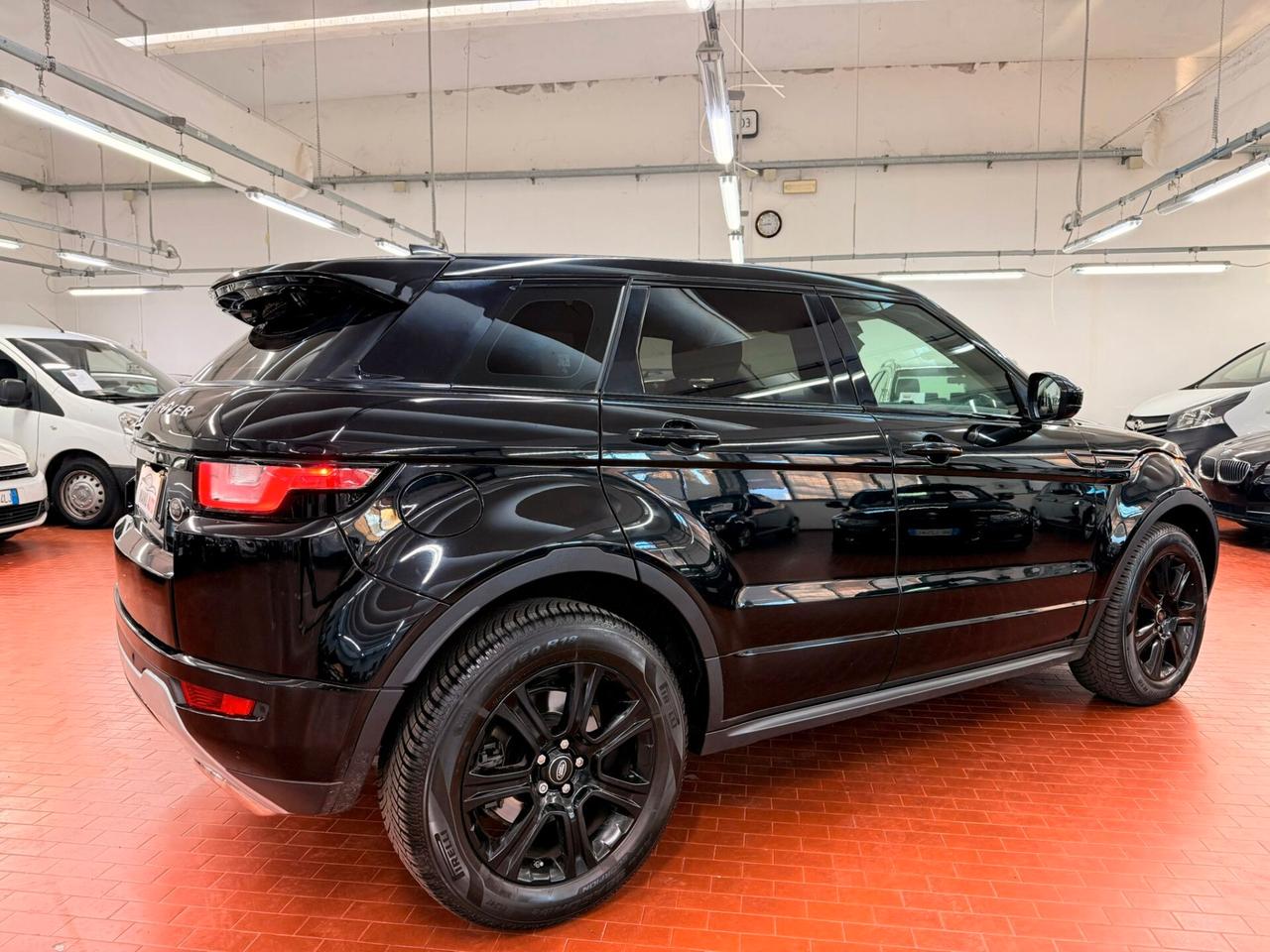 Land Rover Range Evoque 2.0 TD4 180 CV 5p. Autobiography