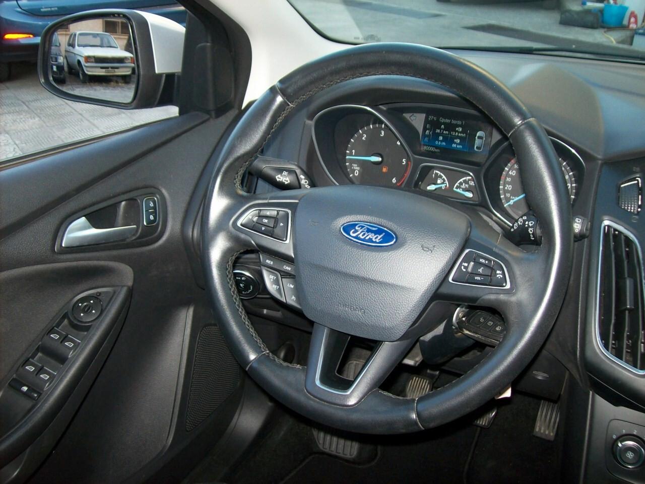 Ford Focus SW 1.5 TDCi 120CV S&S Titanium Navy