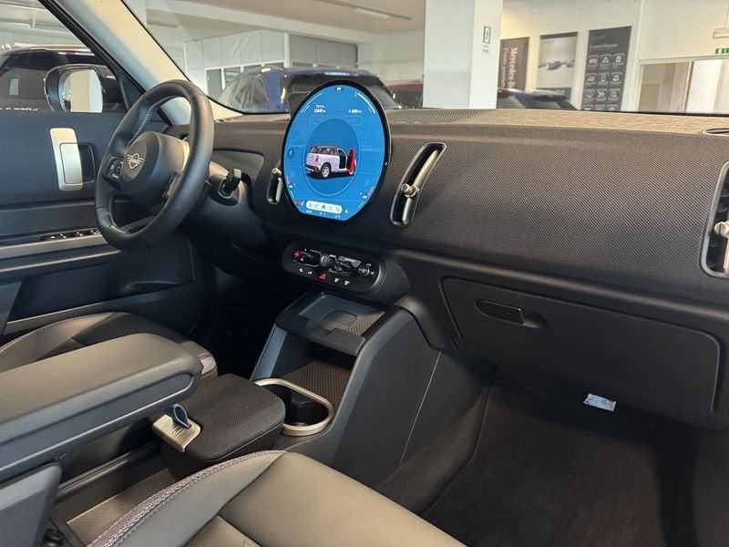 MINI Countryman D 48V Favoured