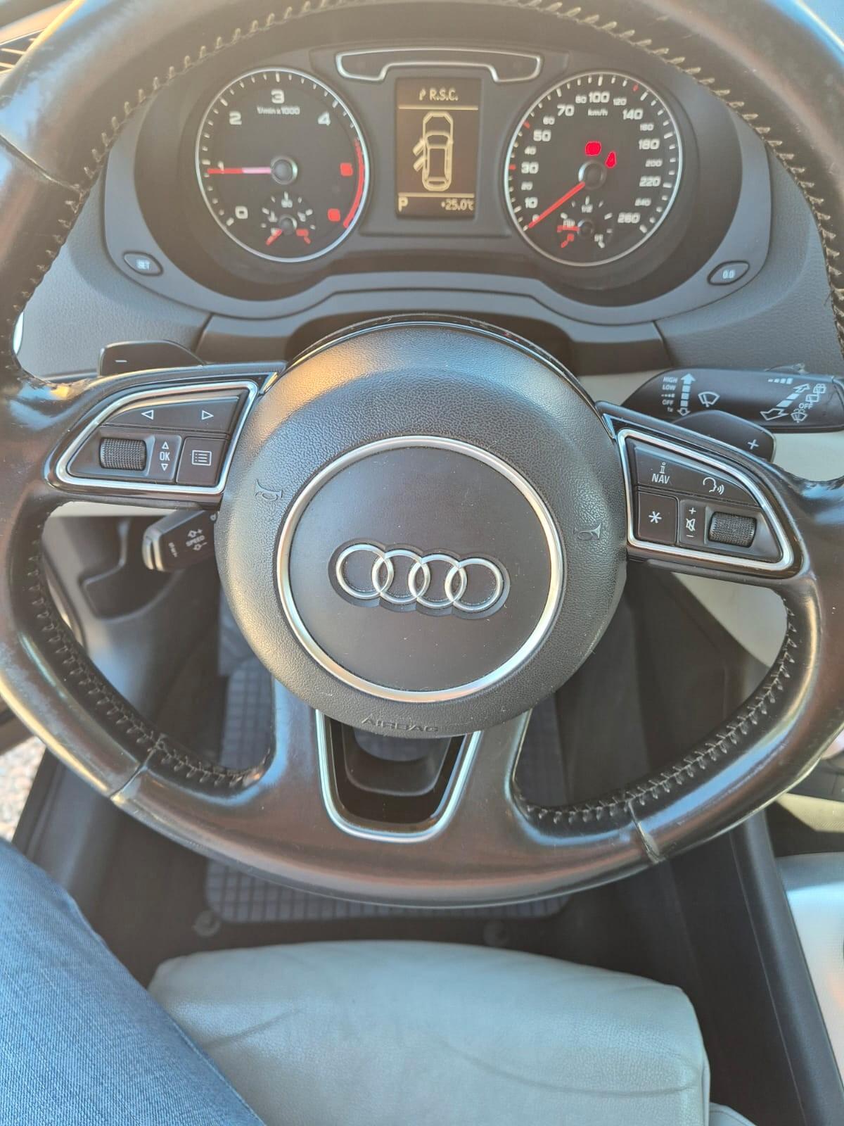 Audi Q3 2.0 TDI 177 CV S Line Edition