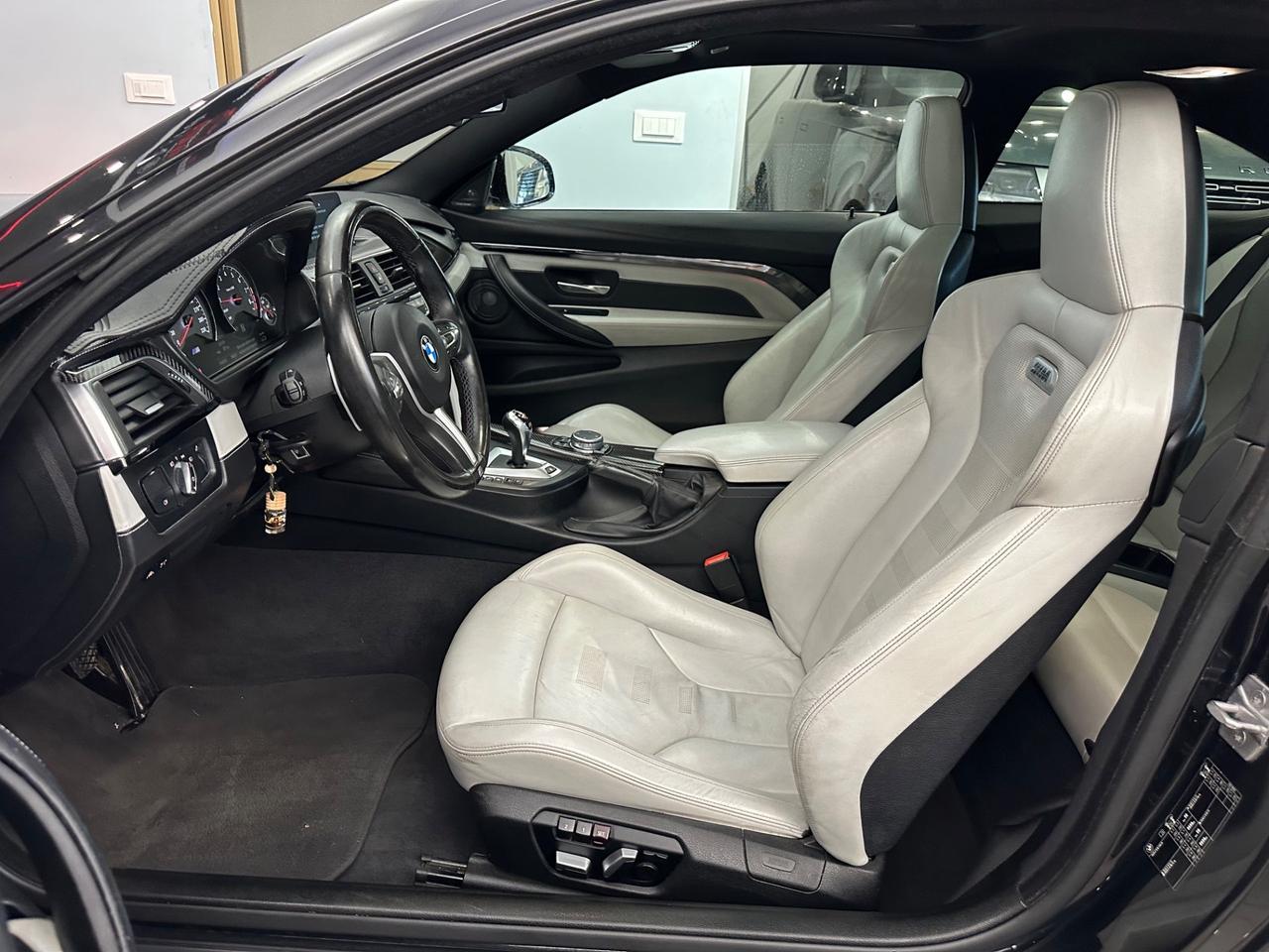 Bmw M4 COUPE 431CV
