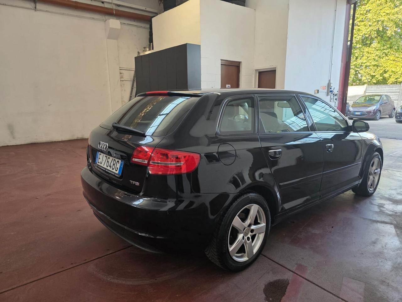 Audi A3 1.2 TFSI Ambition 5 PORTE BENZINA