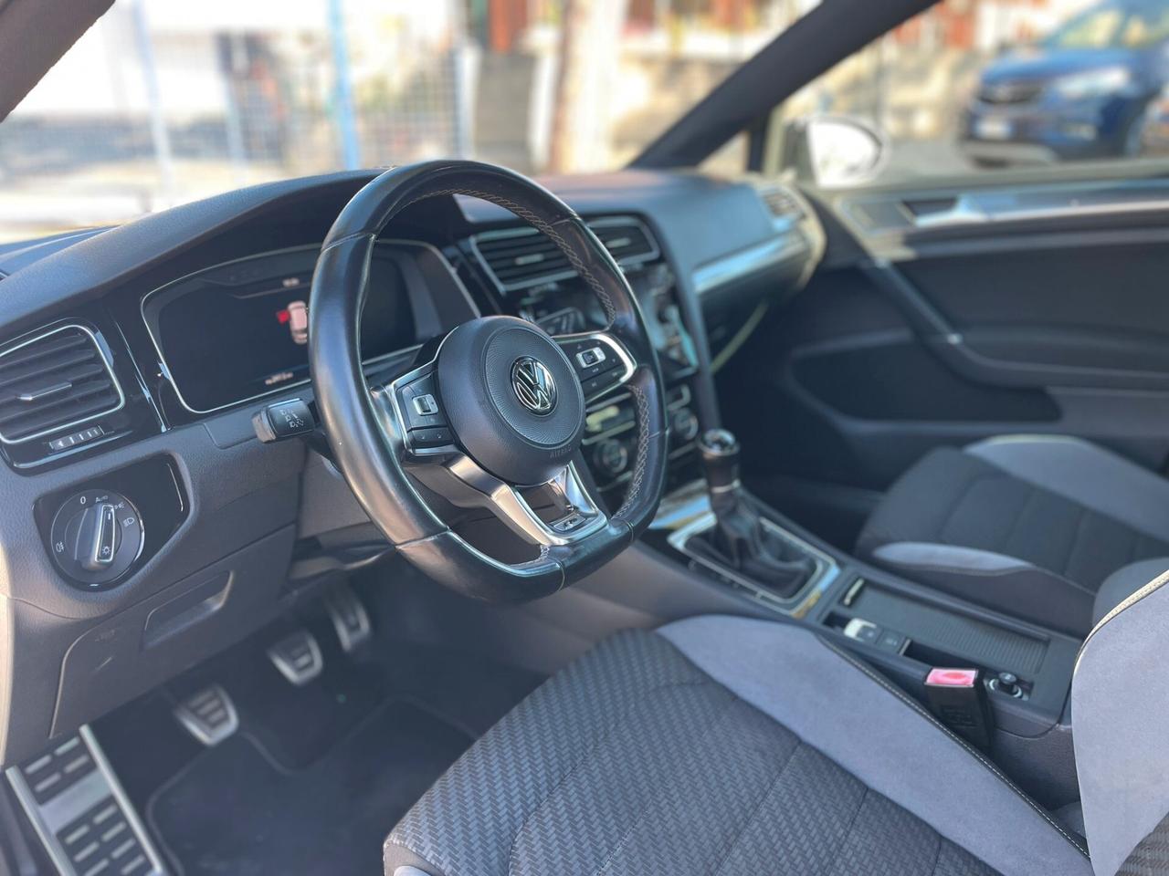 Volkswagen Golf R 1.5 TSI 220cv 4MOTION 5p. BMT