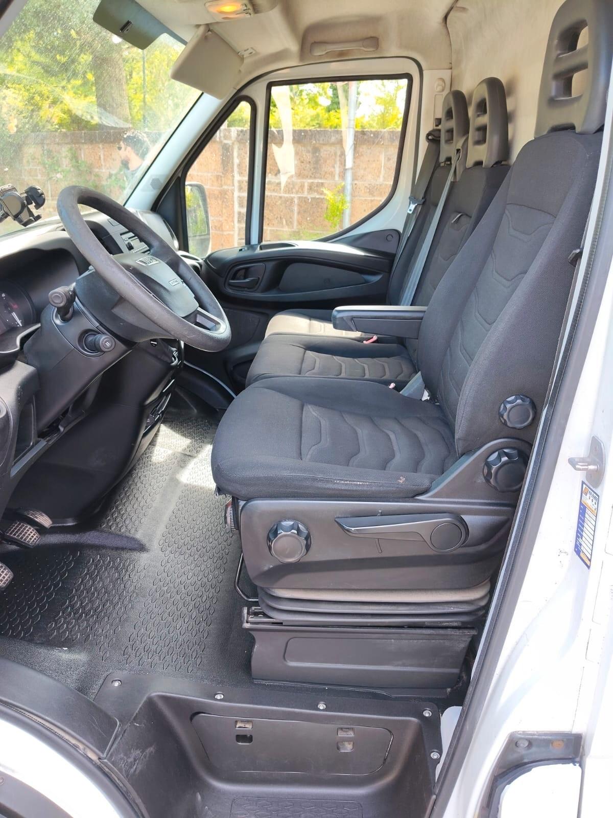 Iveco Daily 3.0 Metano – Uniproprietario – Perfette condizioni – Pronto lavoro