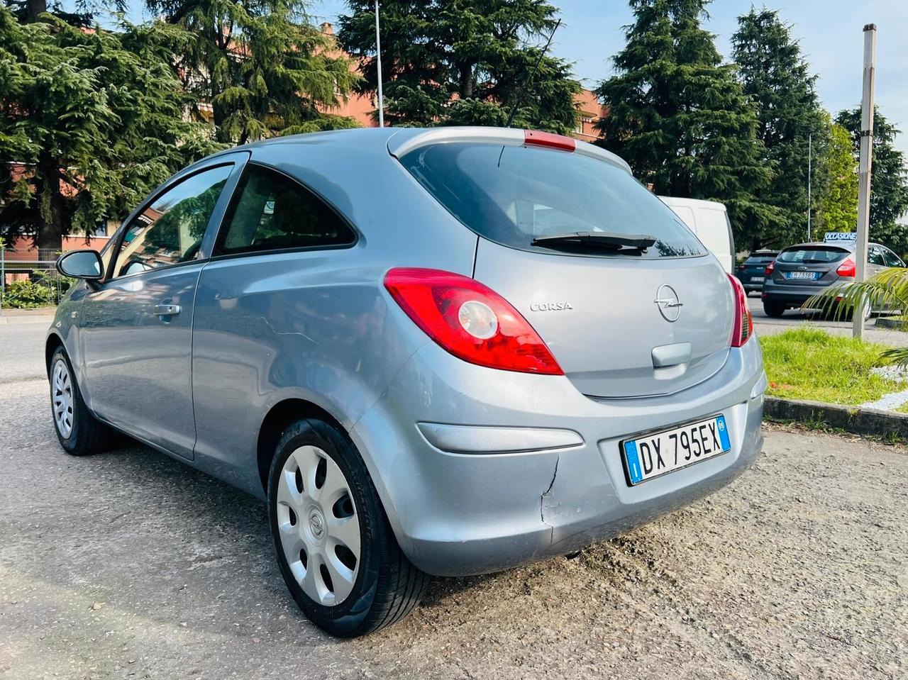 Opel Corsa 1.2 80CV 3 porte GPL-TECH Enjoy