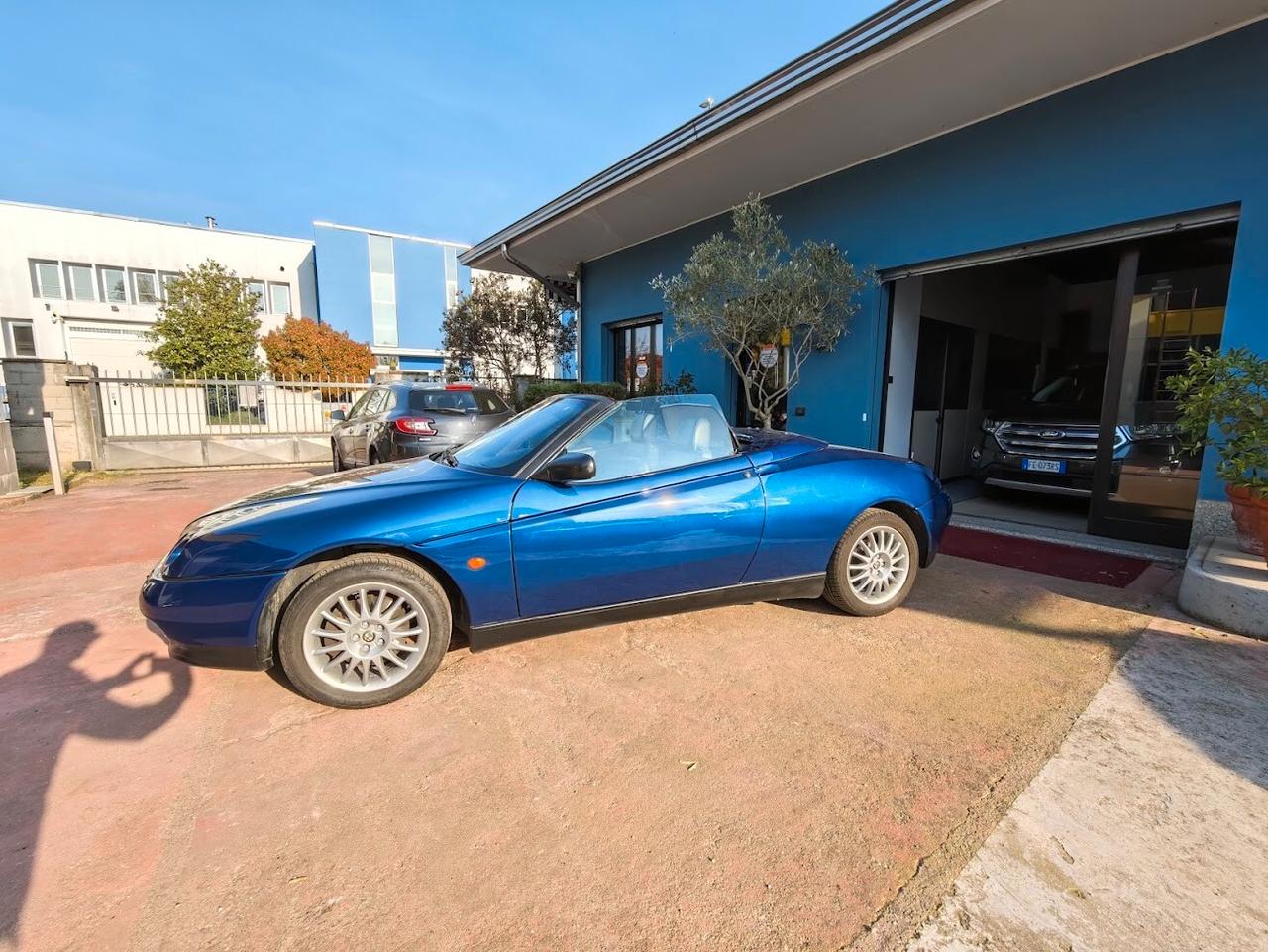 Alfa Romeo GTV Spider 2.0i 16V Twin Spark cat