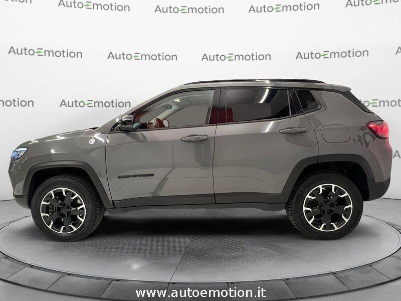Jeep Compass 1.3 T4 240CV PHEV AT6 4xe Trailhawk
