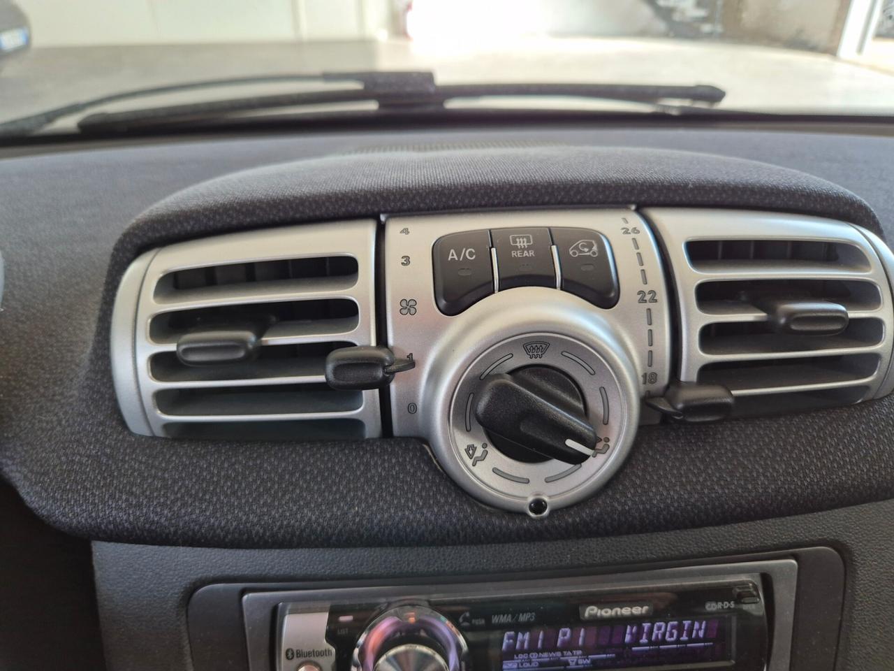 Smart ForTwo 1000 52 kW coupé pure