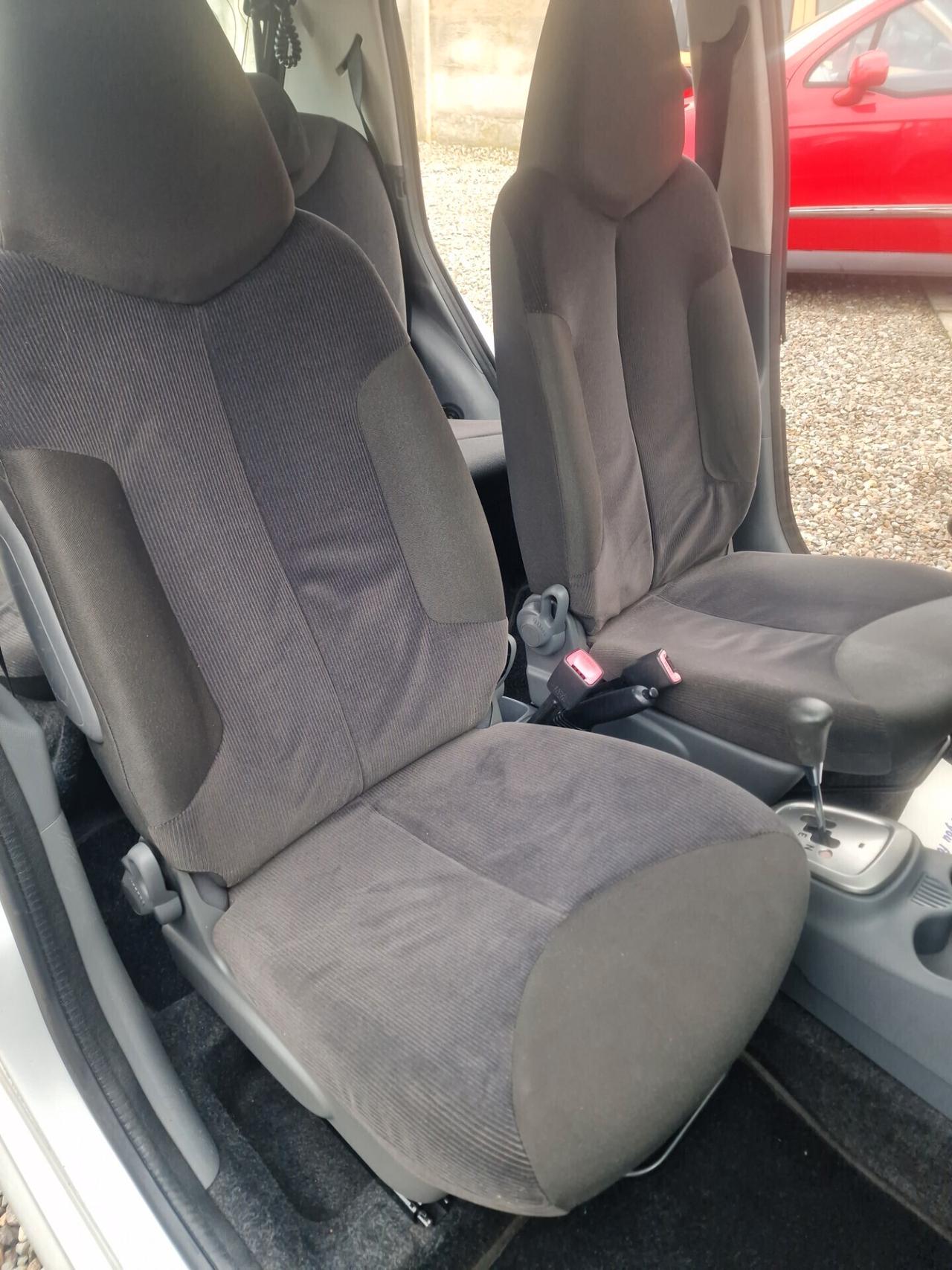 Peugeot 107 1.0 68CV 5p. Plaisir 2Tronic