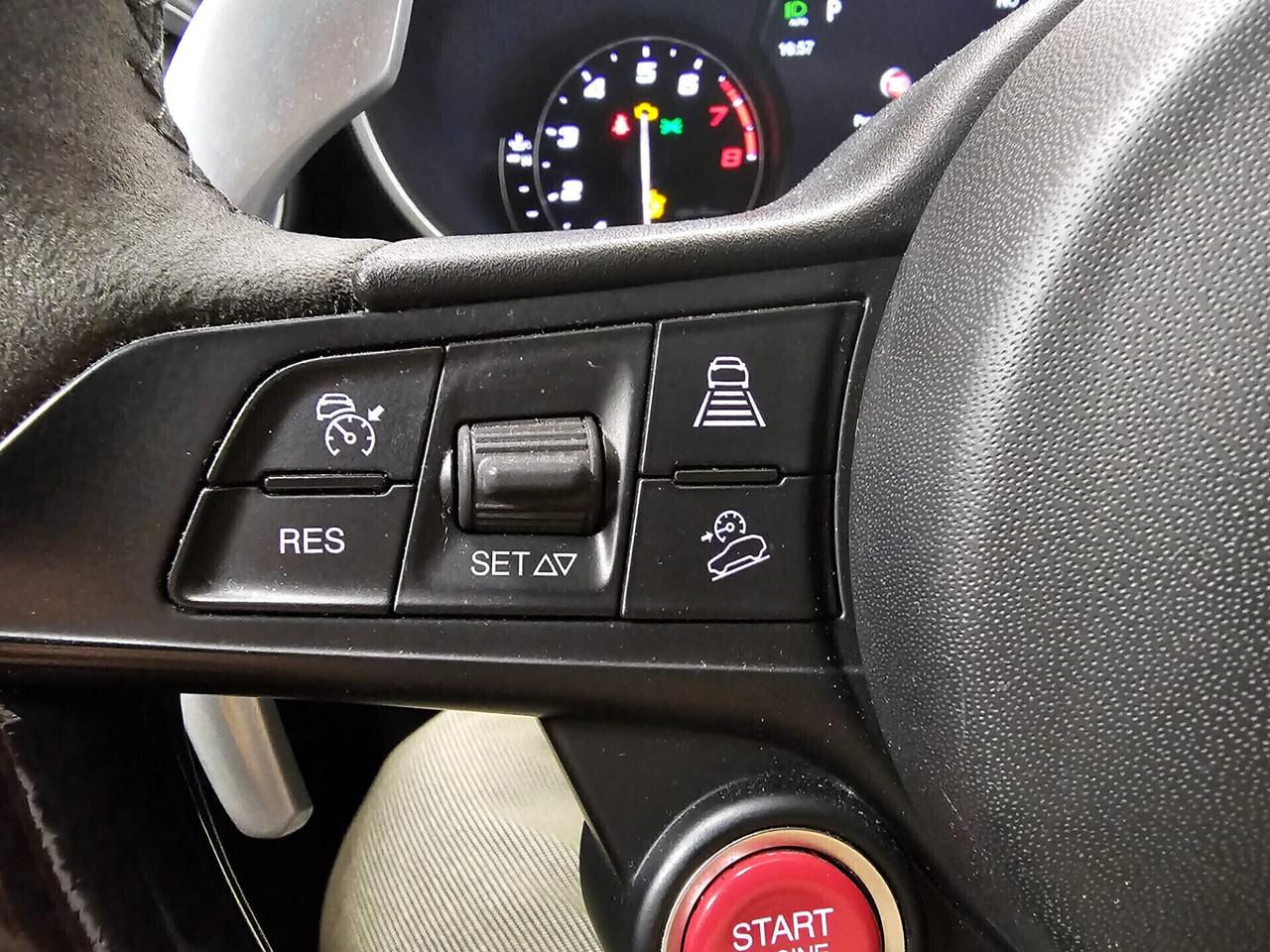 Alfa Romeo Stelvio 2.9 Bi-Turbo V6 510 CV AT8 Quadrifoglio