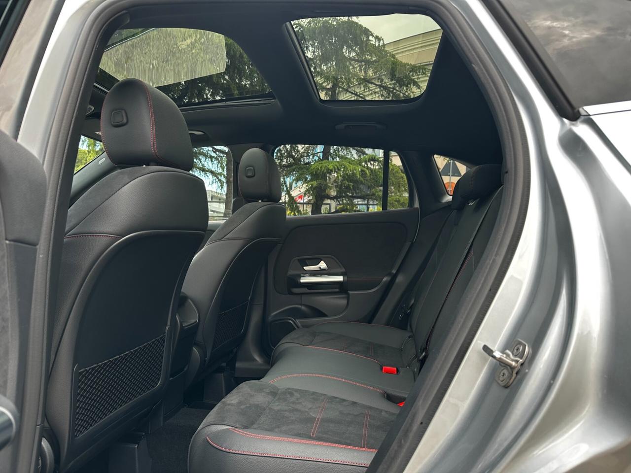 Mercedes-benz GLA 200 d "AMG-LINE" Advanced Plus + TETTO PANORAMA + CAMERA