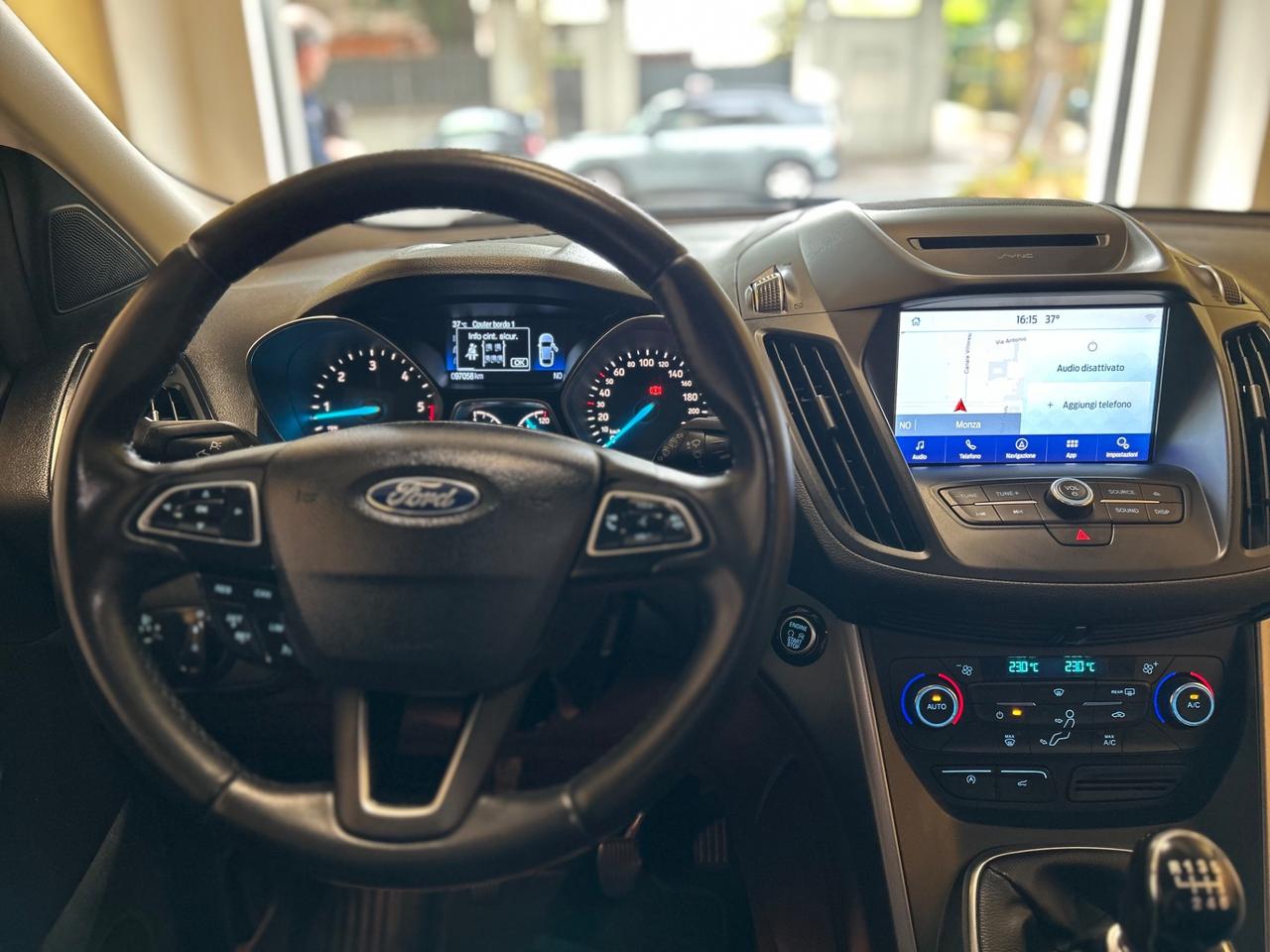 Ford Kuga 1.5 TDCI 120cv S&S 2WD Titanium *** 90.000KM ***