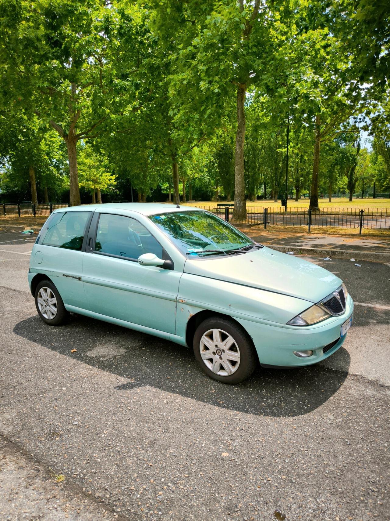 Lancia Y 1.2i 16V cat LX