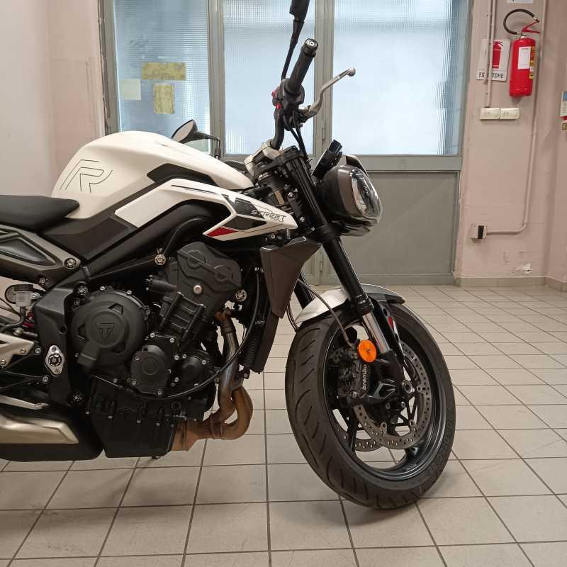 Triumph Street Triple 765 R - 2024