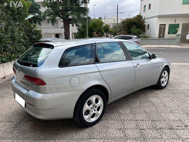 ALFA ROMEO 156 1.9 JTD 16V Sportwagon Distinctive