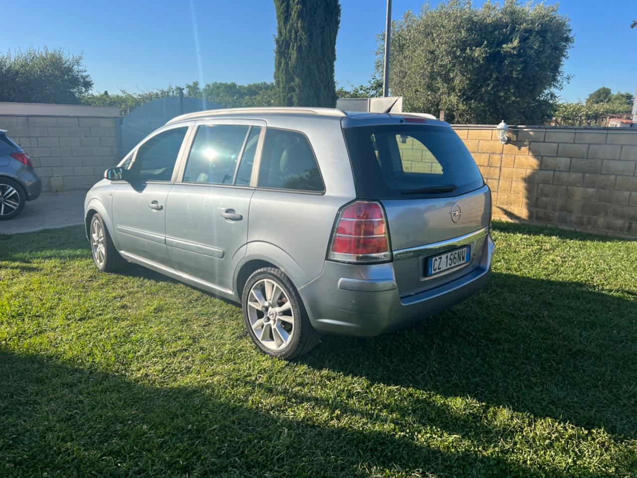 Opel Zafira 7 posti 2.0 tdci