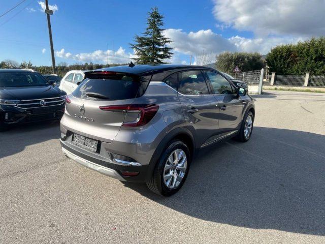 RENAULT Captur Blue dCi 115 CV EDC Intens