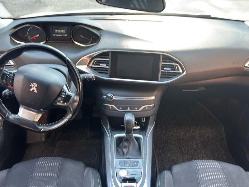 Peugeot 308 308 5p 1.6 bluehdi Business s&s 120cv eat6