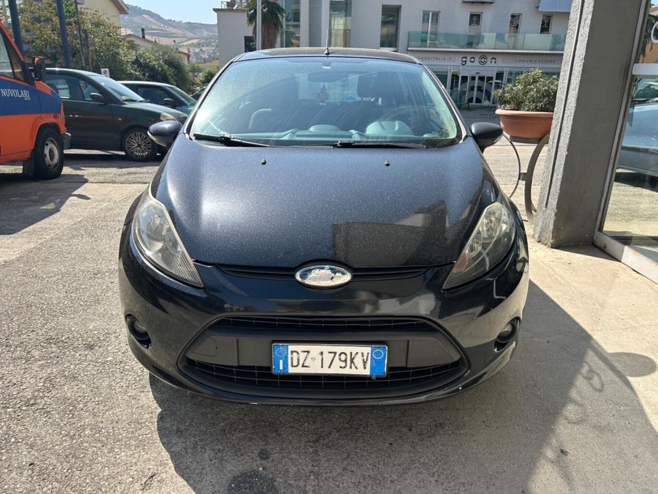 Ford Fiesta 1.4 5 PORTE “IMPIANTO GPL DI SERIE