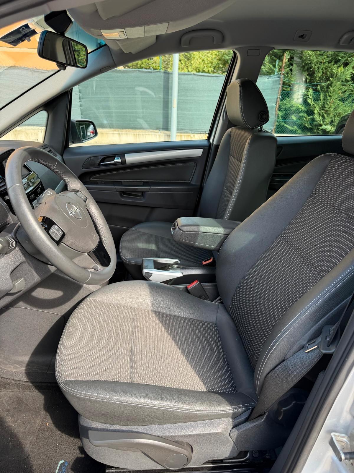Opel Zafira 1.6 - 7 POSTI - NEOPATENTATI - 12 MESI DI GARANZIA -