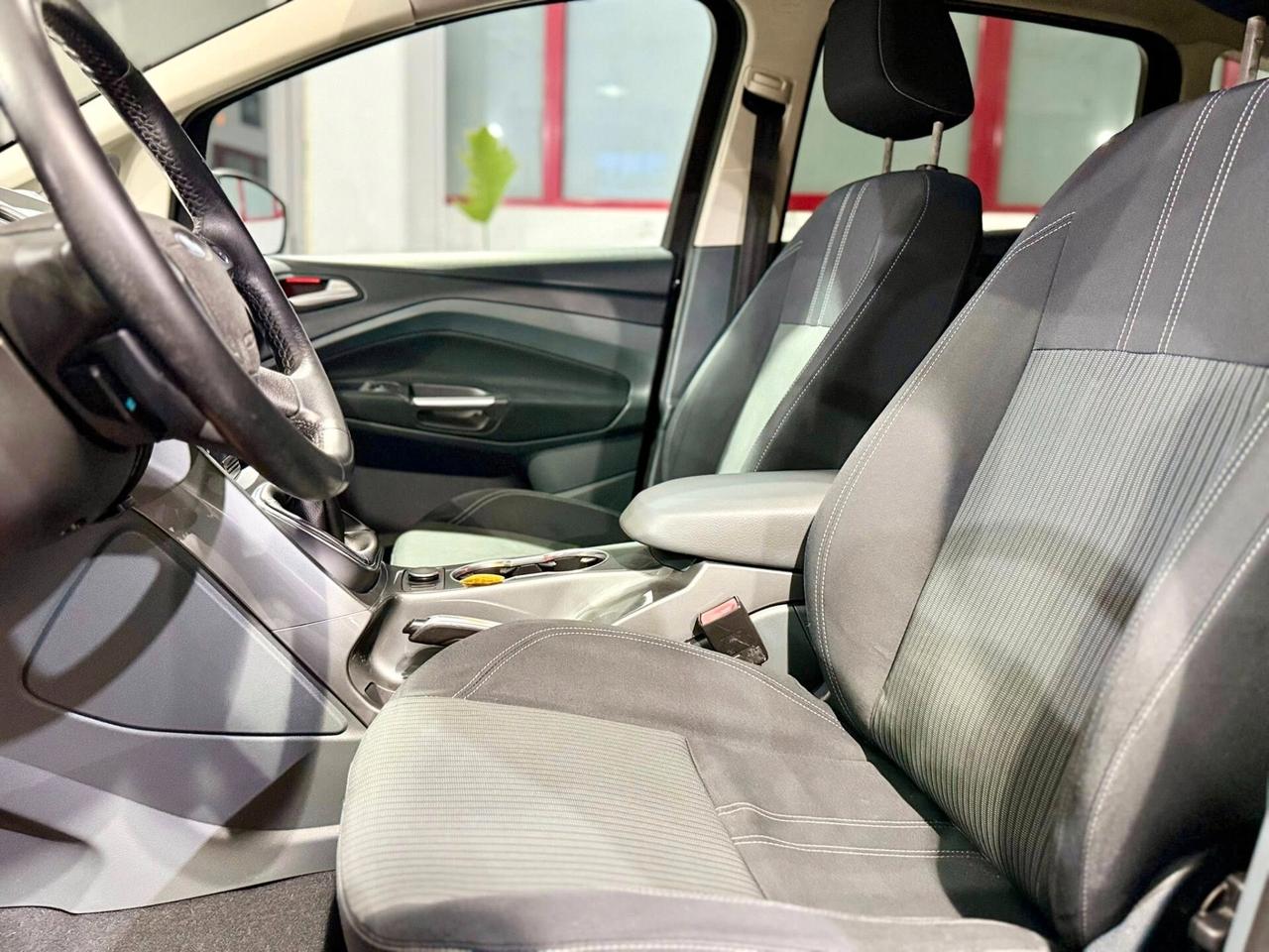 Ford C-max 1.6 Tdci 115cv Titanium 2014