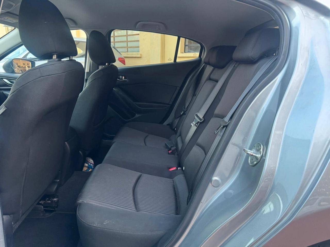 Mazda 3 2016 2.2 Diesel Skyactiv-D Exceed