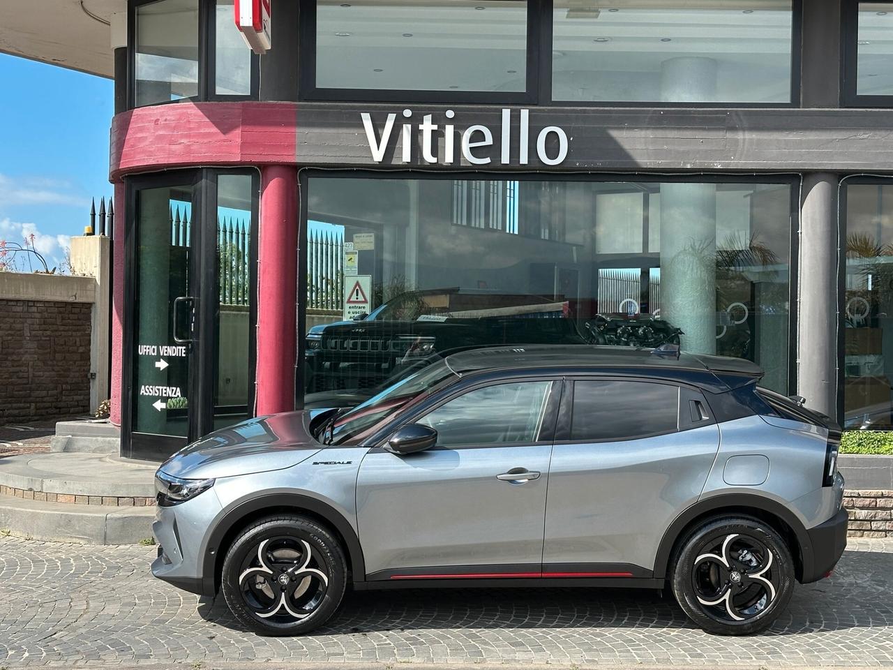 Alfa Romeo Junior 1.2 145 CV Hybrid eDCT6 Speciale