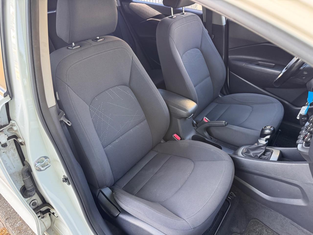 Kia Rio 1.1 CRDi 5p. Neopaten garanzia 12 mesi