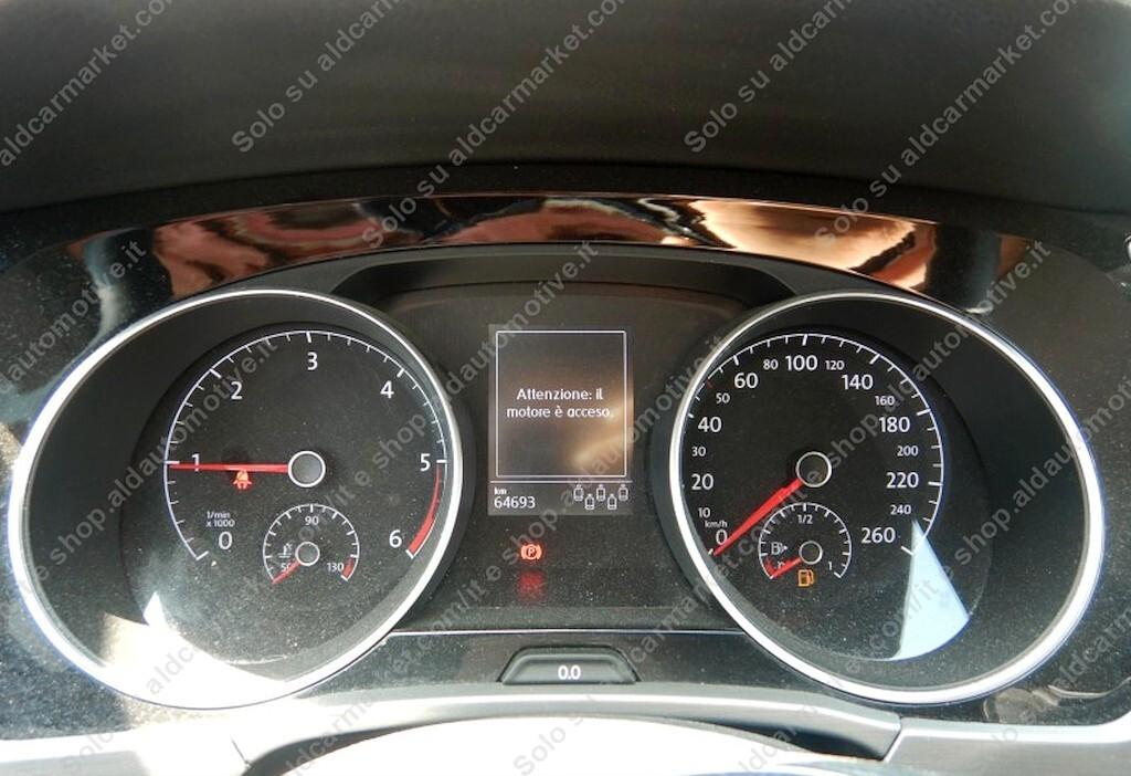 Volkswagen Touran 2.0 TDI 150 CV SCR DSG Business BlueMotion Technology Nav Retrocam 7Posti PDC UNIPRO IVA DEDUCIBILE