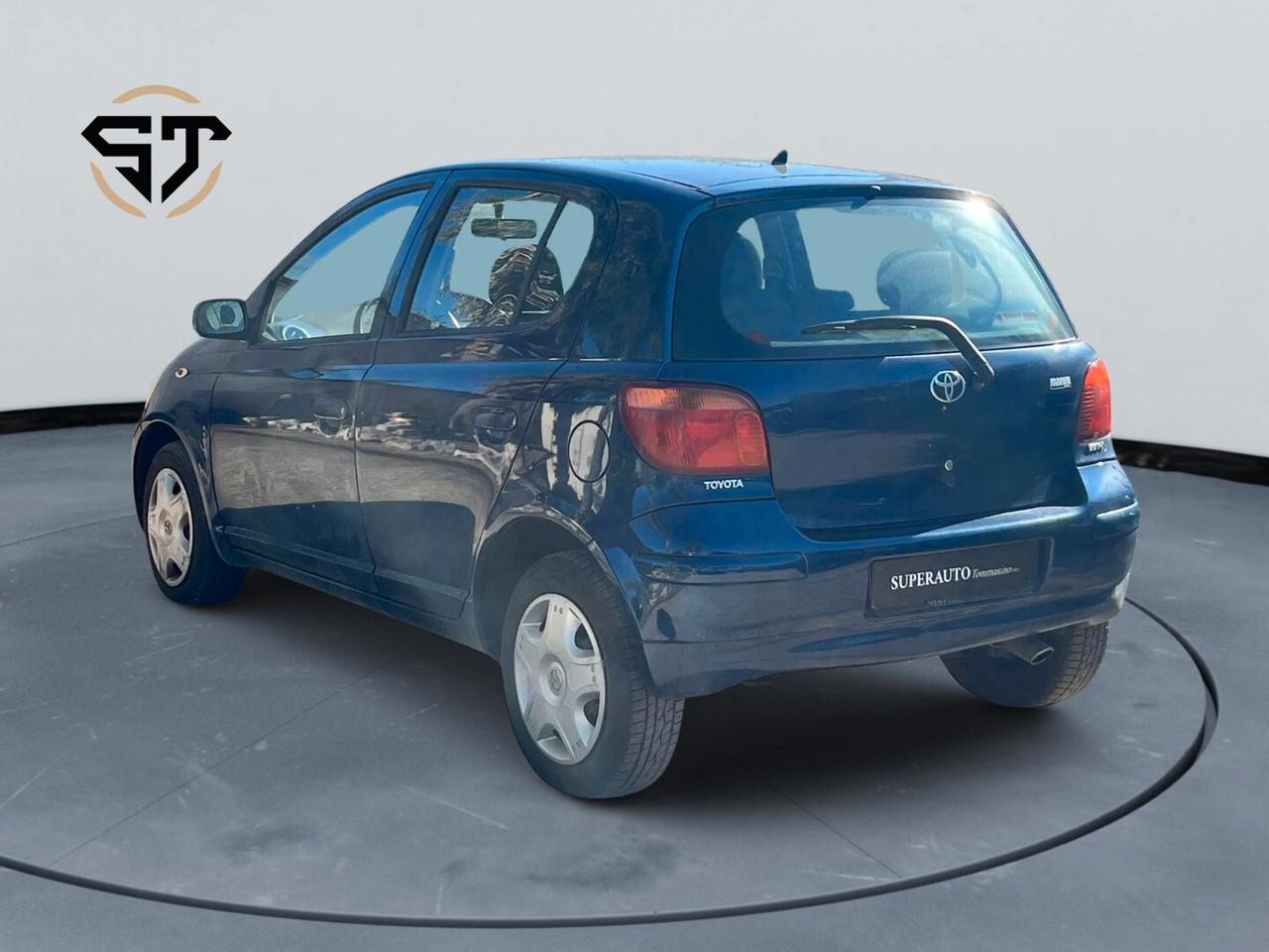 Toyota Yaris 1.0i 16V cat 5 porte Sol