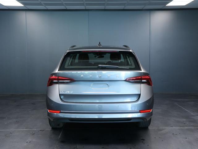 SKODA Octavia 2.0 TDI 116CV DSG Wagon Executive