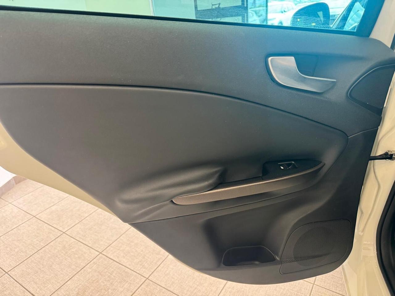 Alfa Romeo Giulietta 1.6 JTDm 105CV RESTYLING 2014