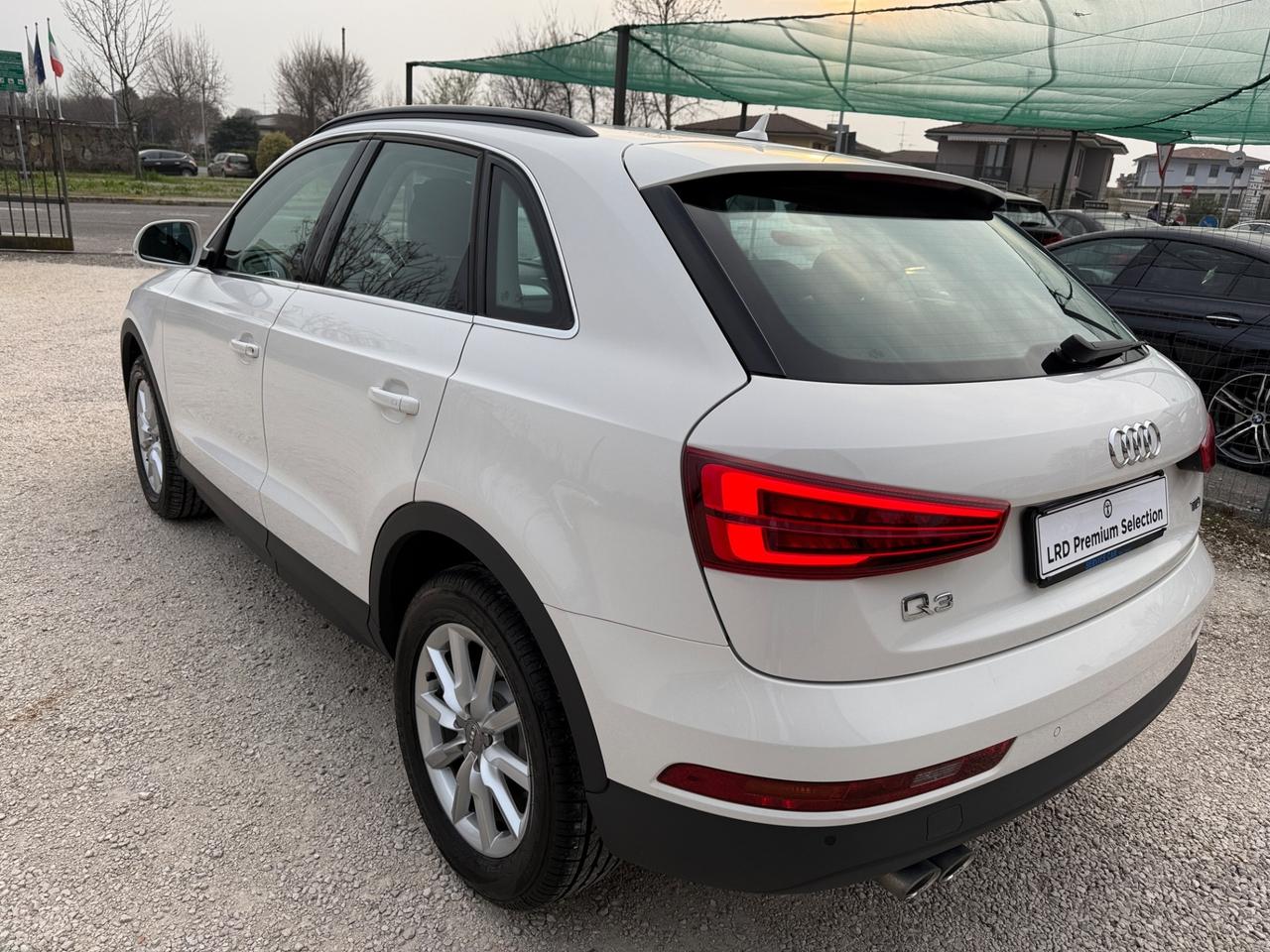 Audi Q3 2.0 Tdi 120cv Navi+Led