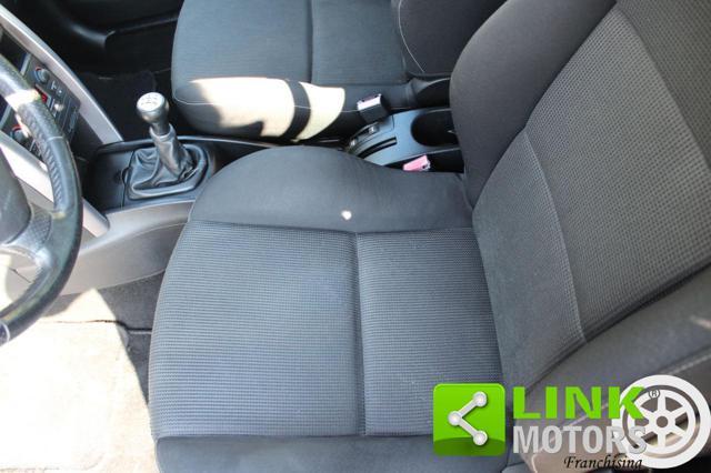 PEUGEOT 207 1.6 HDi 110CV CC Féline