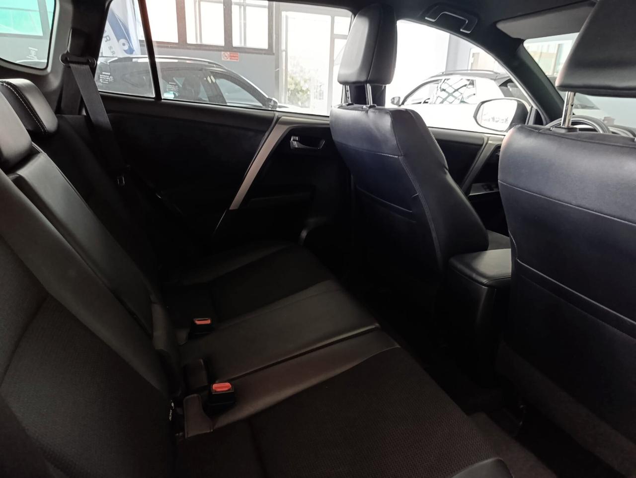 Toyota RAV 4 Diesel Manuale