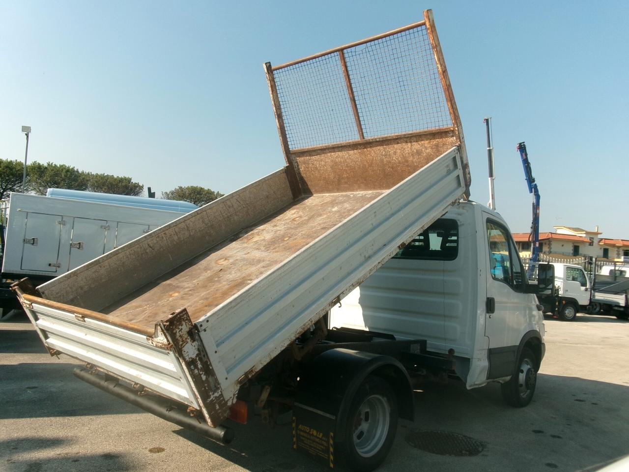 Iveco Daily 35C14 3000 140CV RIBALTABILE TRILATERALE TR5