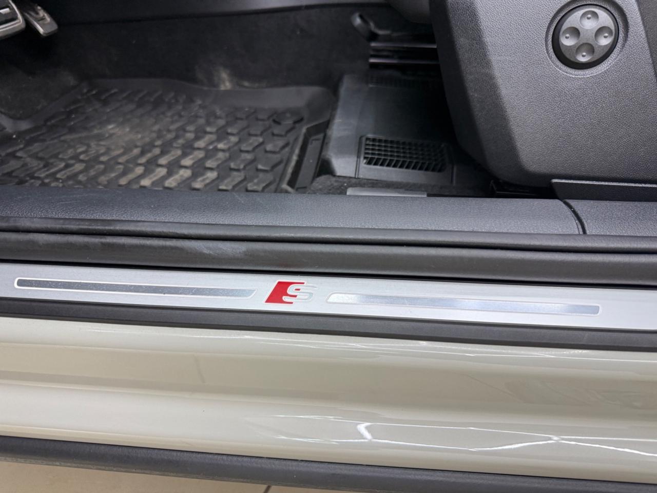 Audi Q2 35 TDI S line Edition EXCLUSIVE TETTO IPER FULL