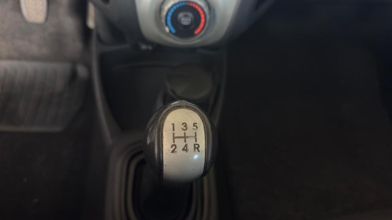Toyota Yaris 1.0 5 porte Sol