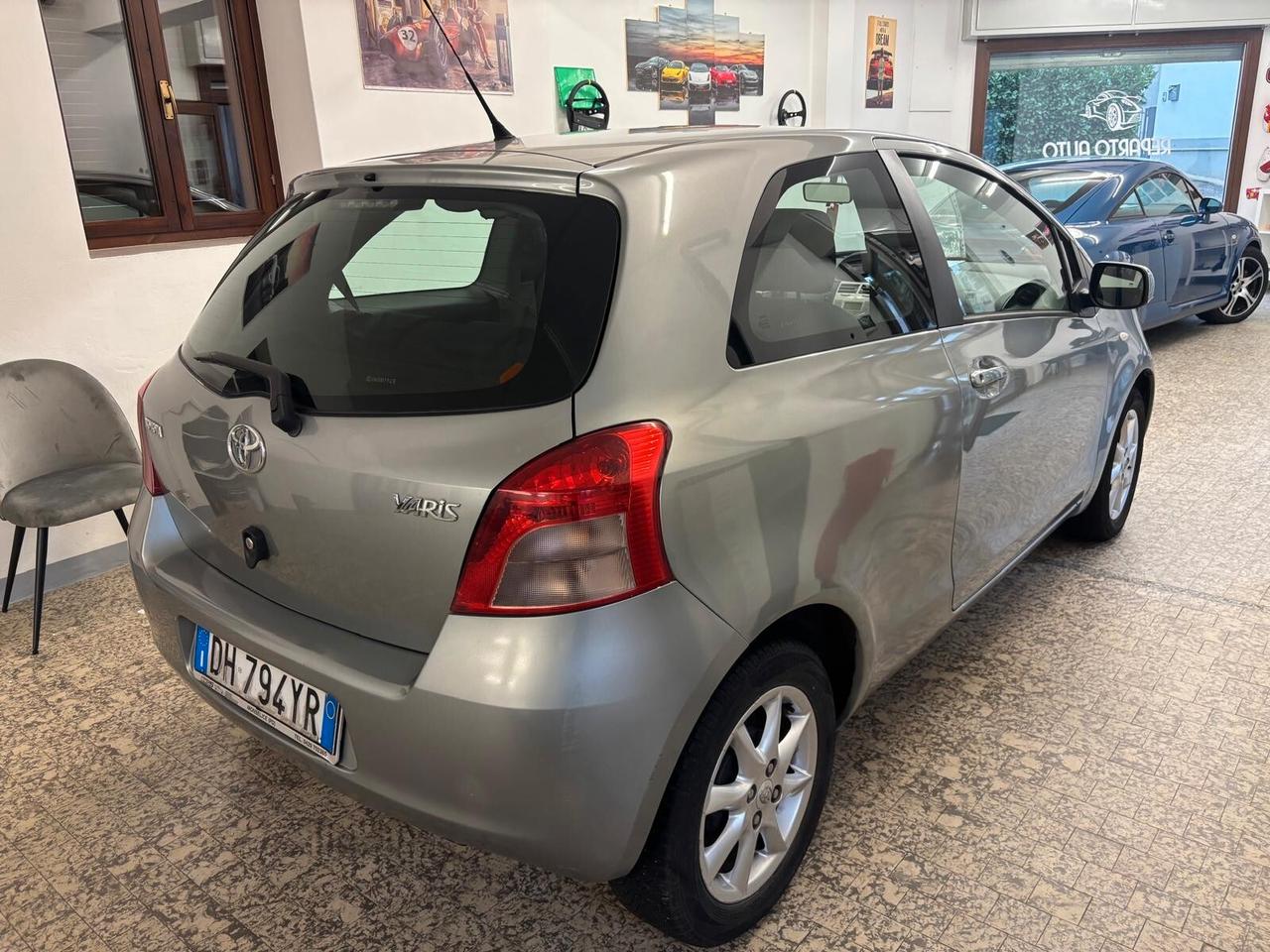 Toyota Yaris 1.3 3 porte