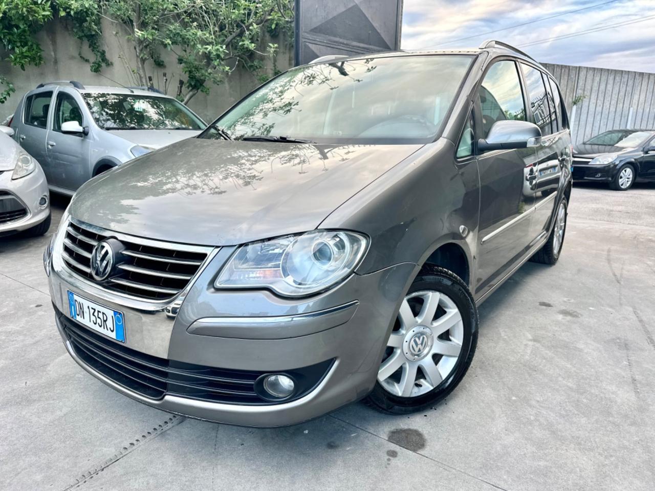 Volkswagen Touran 2.0 TDI 140cv 7 posti