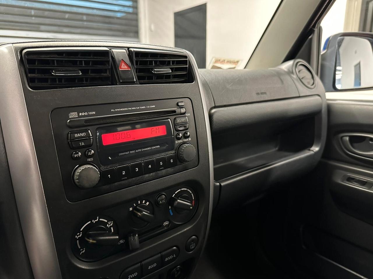 Suzuki Jimny 1.5 DDiS cat 4WD JLX Più