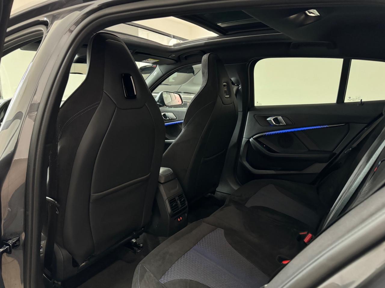 Bmw 118d M-SPORT AUTO TETTO APRIBILE