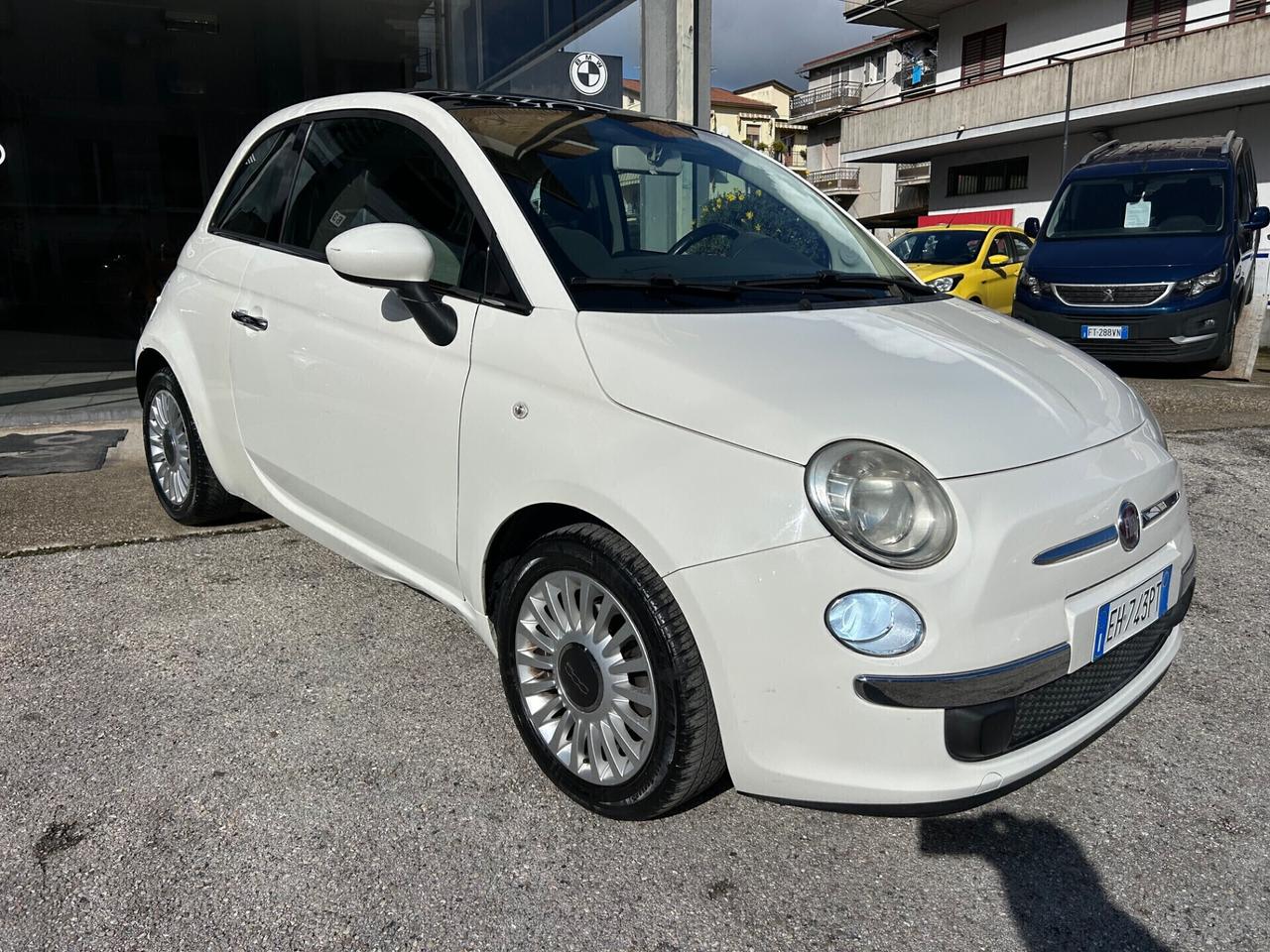 Fiat 500 1.3 MJ ( DIESEL) LOUNGE “ Neopatentati “