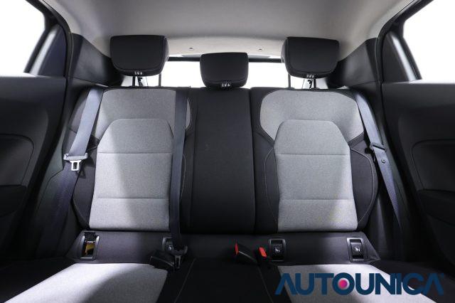RENAULT Clio SCE 65 CV 5 PORTE EVOLUTION FARI LED NEOPATENTATI